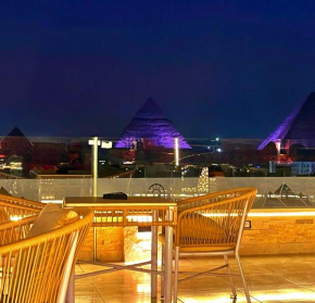 PYramiDs GoLDeN TemPLE VieW HoTeL